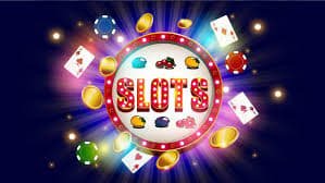 Mobile Baccarat view with full-screen video and live chat